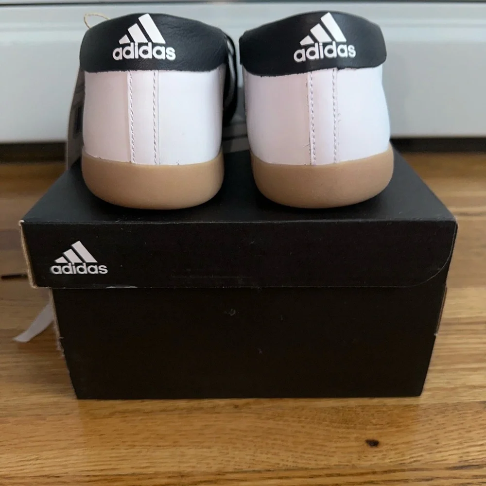 Taekwondo Mei Adidas Ballet Sneaker - Picture 4 of 4